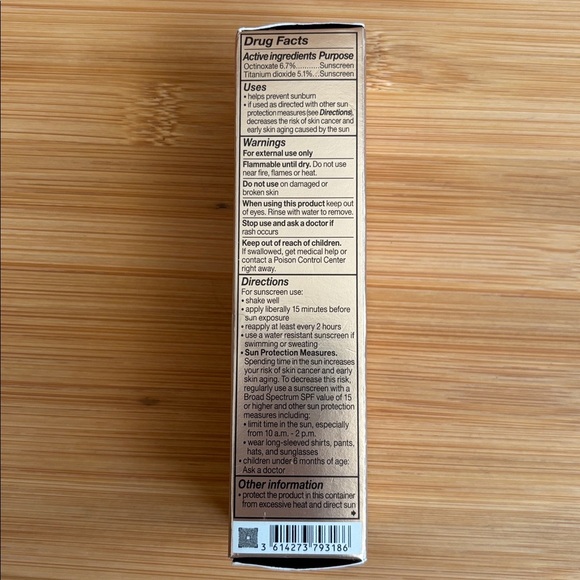 Lancôme TEINT IDOLE ULTRA WEAR FOUNDATION Breathable Natural Matte Finish 245C - Picture 7 of 12